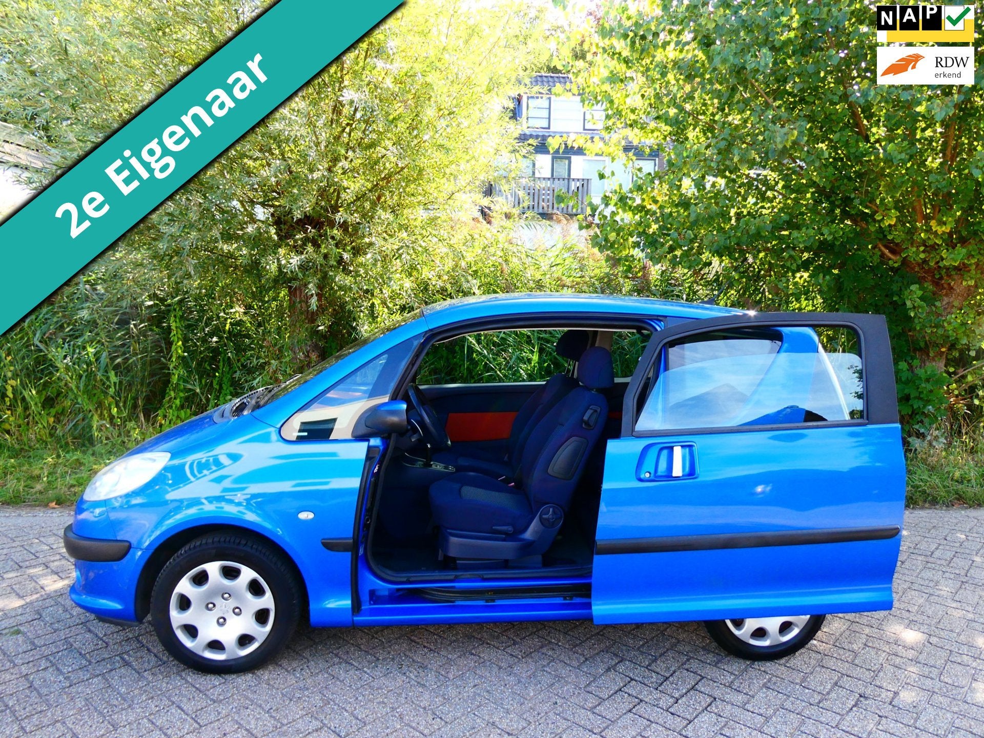 Peugeot 1007 1.6-16V 110pk Gentry Automaat 2e eig. Clima Tre, Gebruikt, 4 cilinders, Bedrijf, Grijs