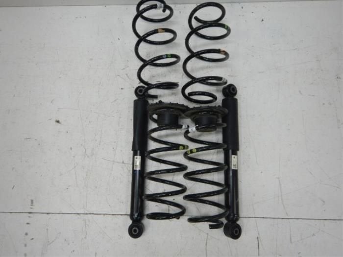 VW Caddy 2K7 Verenset Voor-Achterzijde, Ophalen of Verzenden, Gebruikt