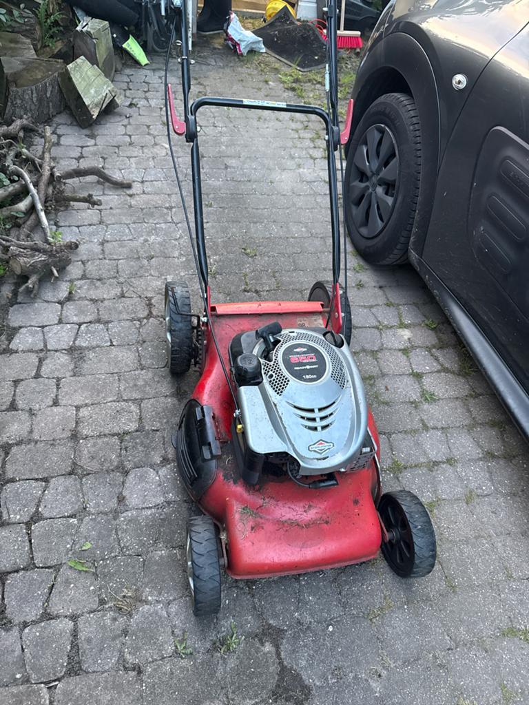 Benzine Grasmaaier Briggs & Stratton 650 Series 190cc, Ophalen, Cirkelmaaier, Gebruikt, Benzine-grasmaaier