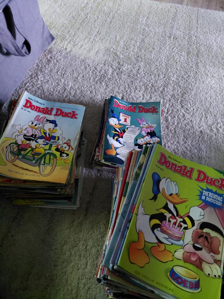 Heel veel Donald Duck strips, Meerdere stripboeken, Ophalen, Gelezen