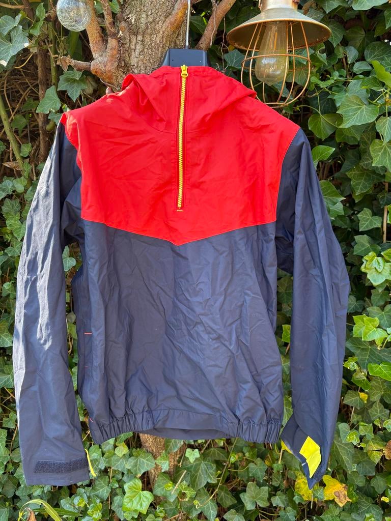 Tribord Spraytop / Zeiljas Rood/Blauw 14/15 jaar, Caravans en Kamperen, Ophalen of Verzenden, Zo goed als nieuw, Regenjas, Kinderen