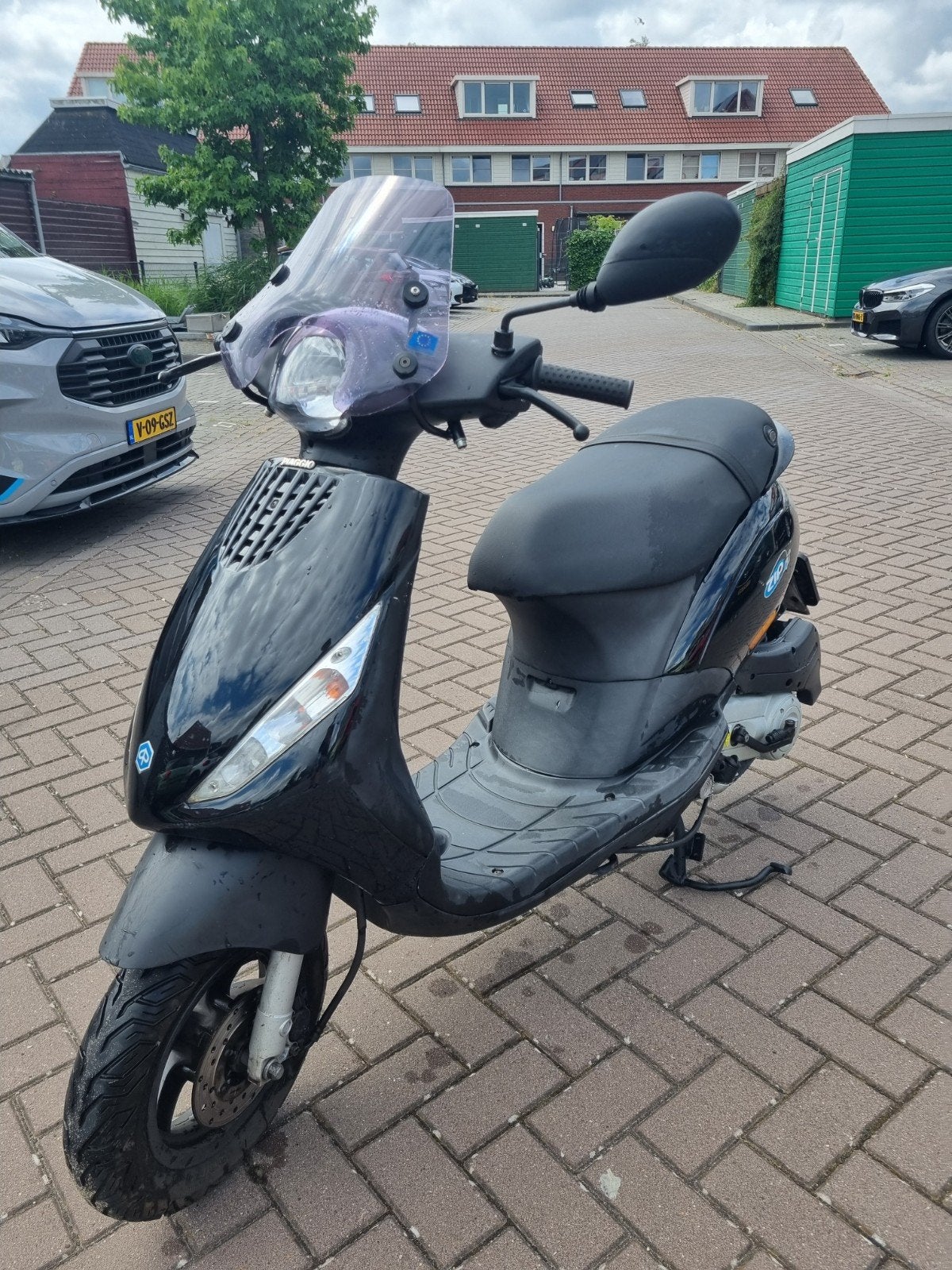 Piaggio Zip brom, Fietsen en Brommers, Scooters | Piaggio, Ophalen, Maximaal 45 km/u, Zip, Zo goed als nieuw