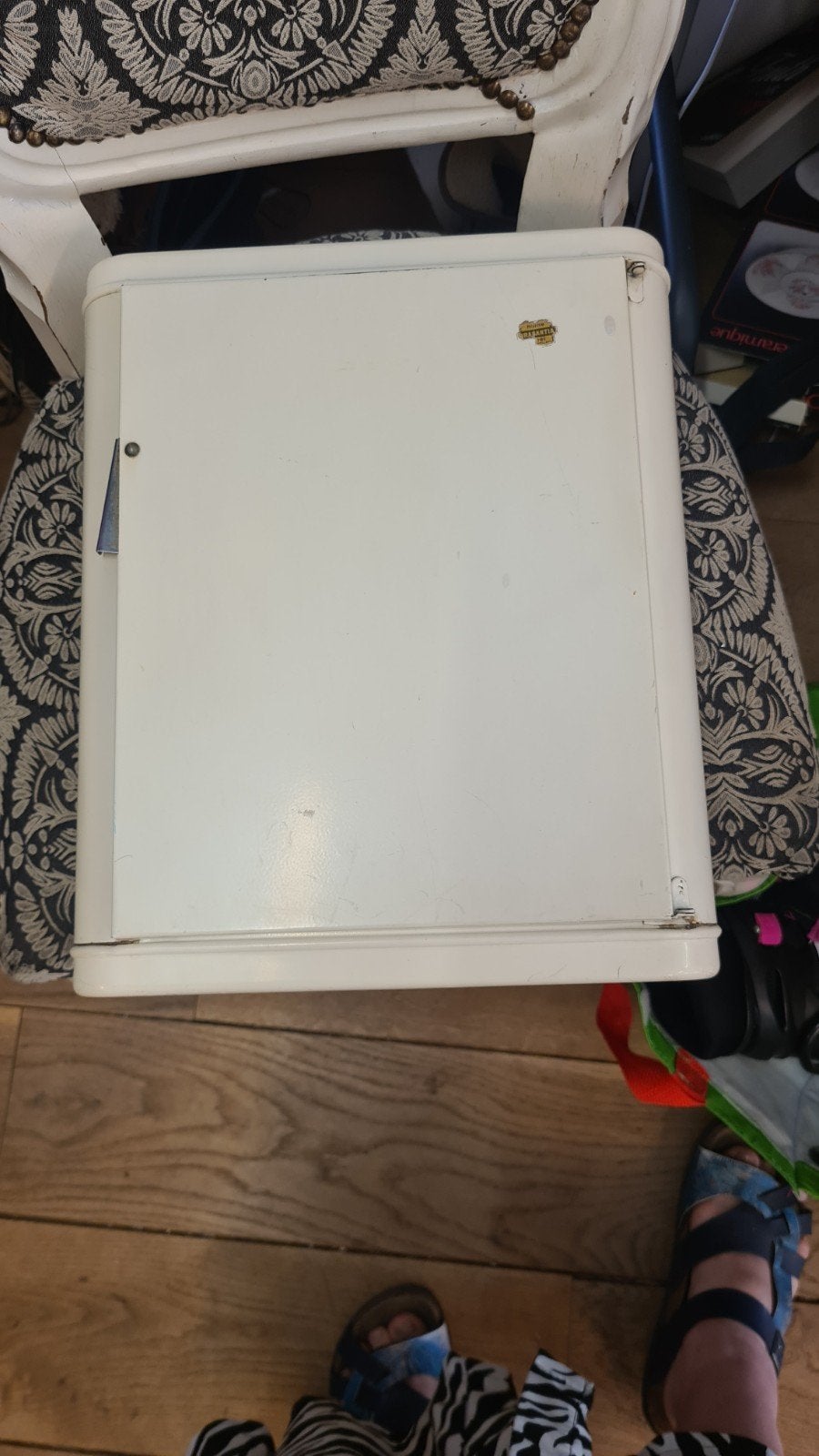 Vintage Brabantia medicijnkastje - wit metaal, Antiek en Kunst, Ophalen of Verzenden
