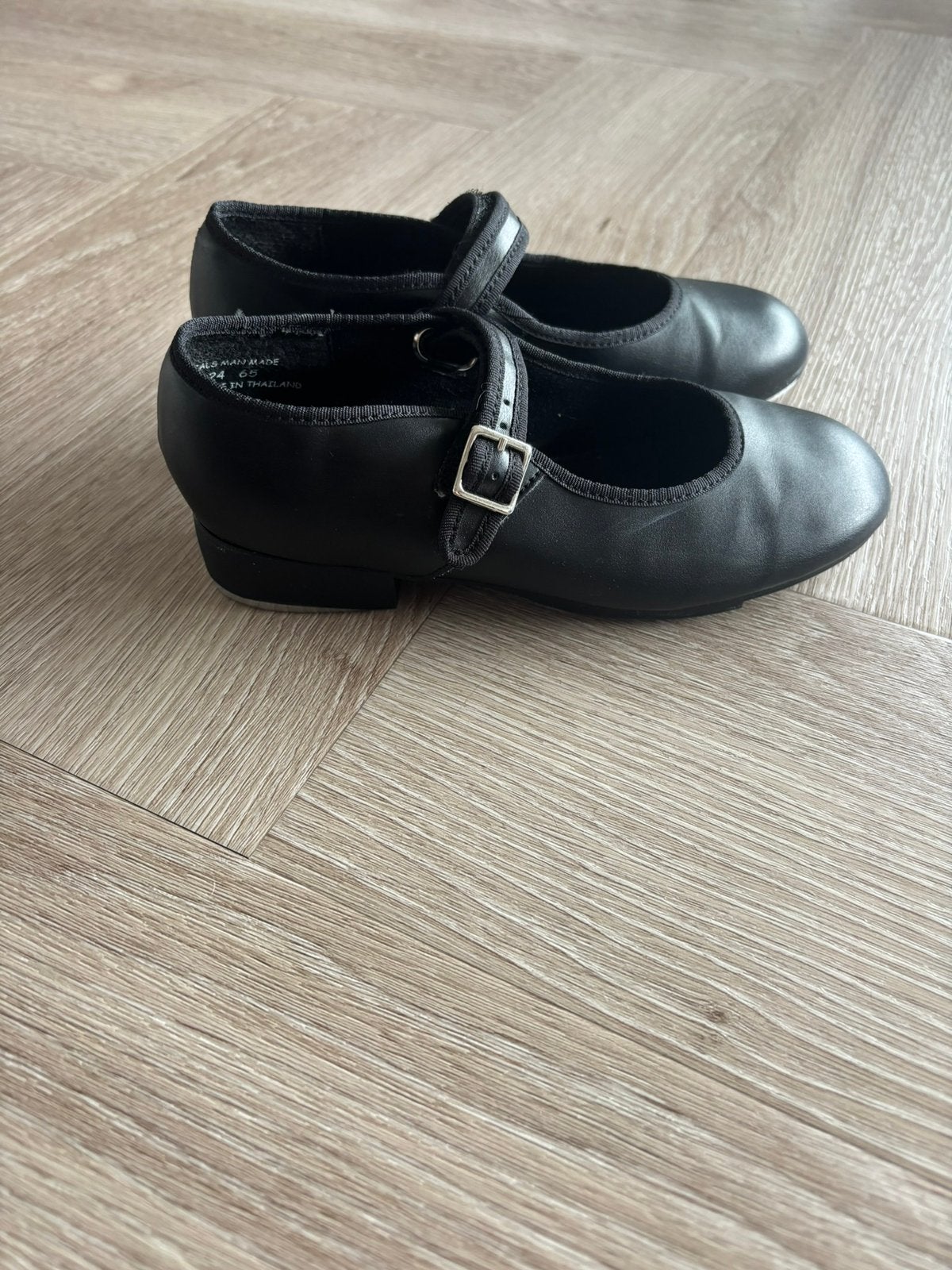 Capezio tapschoenen maat 32/33, zwart, Ophalen, Zo goed als nieuw, Schoenen