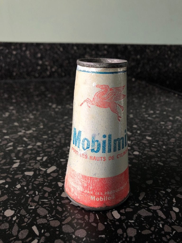 Zeldzaam conisch MOBILOIL MobilMix blik., Ophalen of Verzenden, Gebruikt, Overige typen