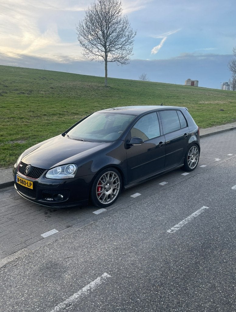 Volkswagen Golf GTI Edition 30 | Automaat | Stage 2+ *UNIEK*, Zwart, 4 cilinders, 1984 cc, Bi-Xenon koplampen