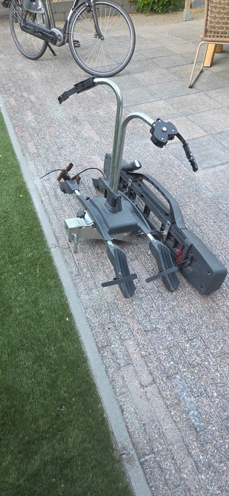 Fietsendrager, Ophalen, Zo goed als nieuw, Trekhaakdrager