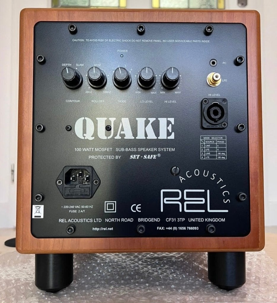 Rel Acoustics Quake Sub houtfineer  Bieden vanaf 199,- euro!, Audio, Tv en Foto, Luidsprekers, Subwoofer, Zo goed als nieuw, 60 tot 120 watt