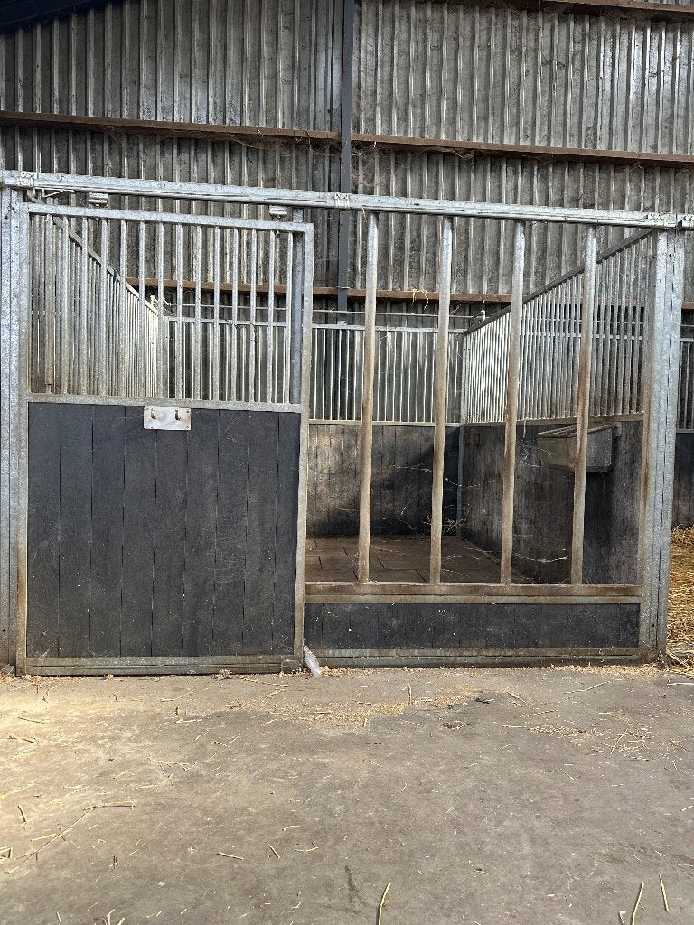 3 paardenboxen, Toebehoren, 2 of 3 paarden of pony's