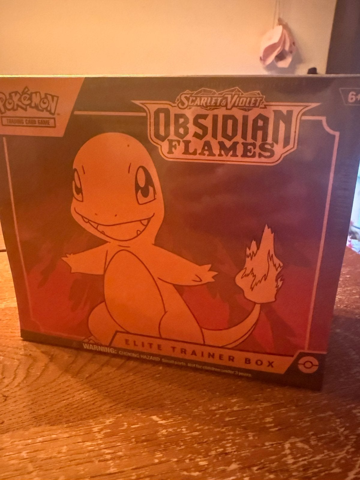Obsidian flames etb, Ophalen of Verzenden, Zo goed als nieuw, Boosterbox