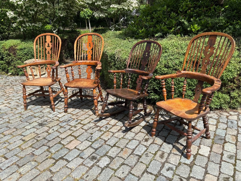 18e 19e eeuw set van 4 hele mooie Windsor stoelen  hoge rug, Ophalen