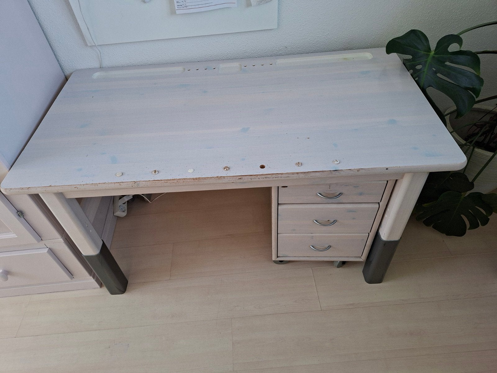 Flexa verstelbaar bureau/tekentafel met ladekast, Ophalen, Gebruikt, Hout, Kinderbureau