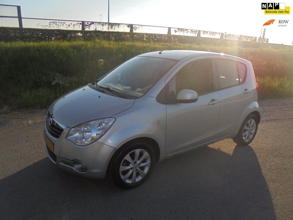 Opel Agila Opel agila 1.0 benzine airco lmv 126.000km, Voorwielaandrijving, Euro 5, Gebruikt, 31 €/maand