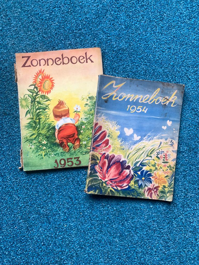 Zonneboek 1953 & 1954 - Vintage Kinderboeken, Antiek en Kunst, Antiek | Boeken en Bijbels, Ophalen of Verzenden