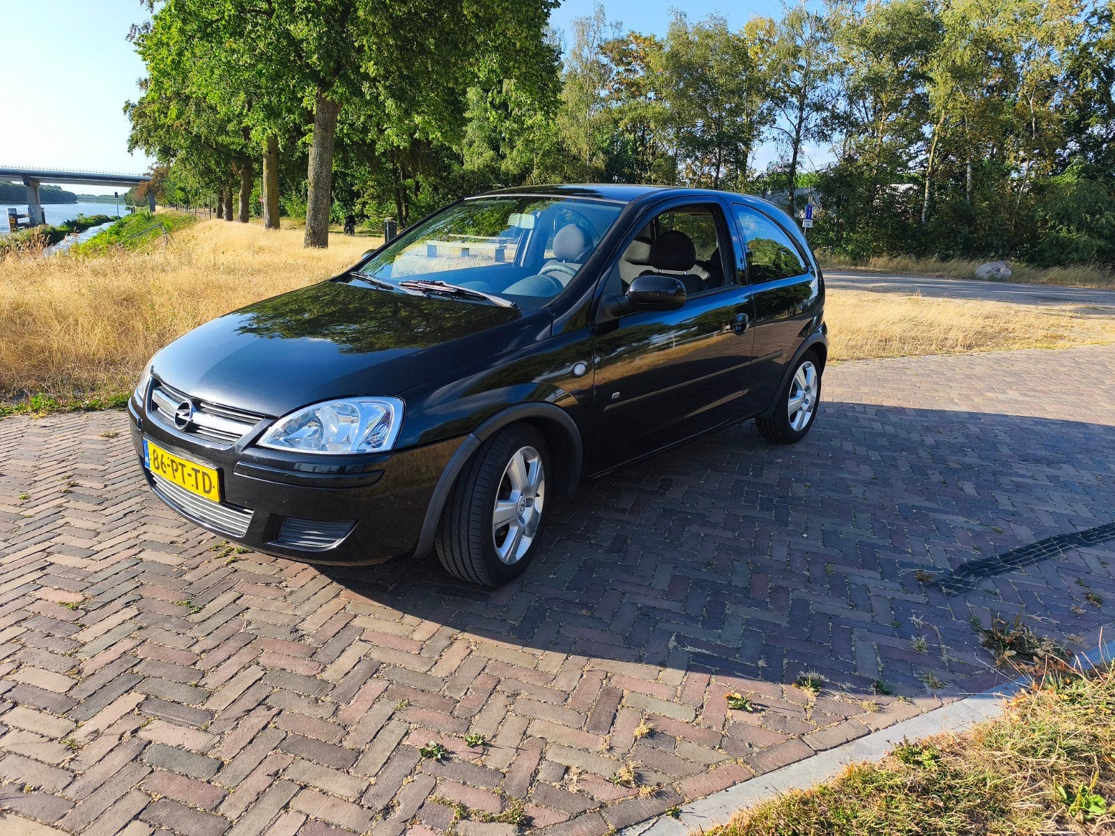 Opel Corsa 1.2 2e eigenaar 16V Twinport 3D Easytr. 2004, Auto's, Stof, Elektronische parkeerrem, 4 cilinders, 1229 cc