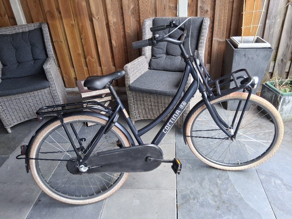 Te koop PRACHTIGE Cortina U4 meisjesfiets 26 inch., Fietsen en Brommers, Terugtraprem, Versnellingen, Zo goed als nieuw, Cortina