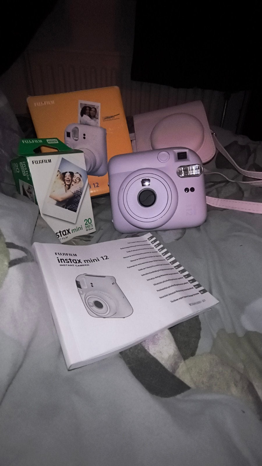 Fujifilm Instax Mini 12 Roze - Zo goed als nieuw + extra's, Instant camera, Zo goed als nieuw, Fujifilm, Cameratas