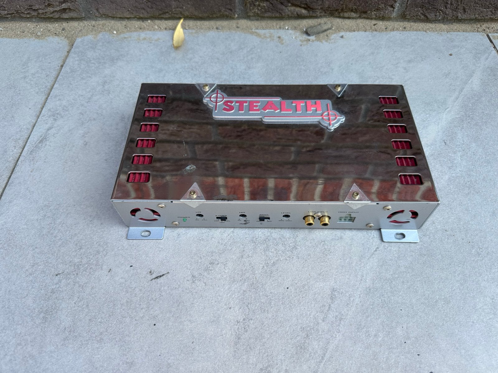 Stealth Carhifi Versterker - Krachtig Geluid voor je Auto, Gebruikt, 120 watt of meer, Stereo, Ophalen