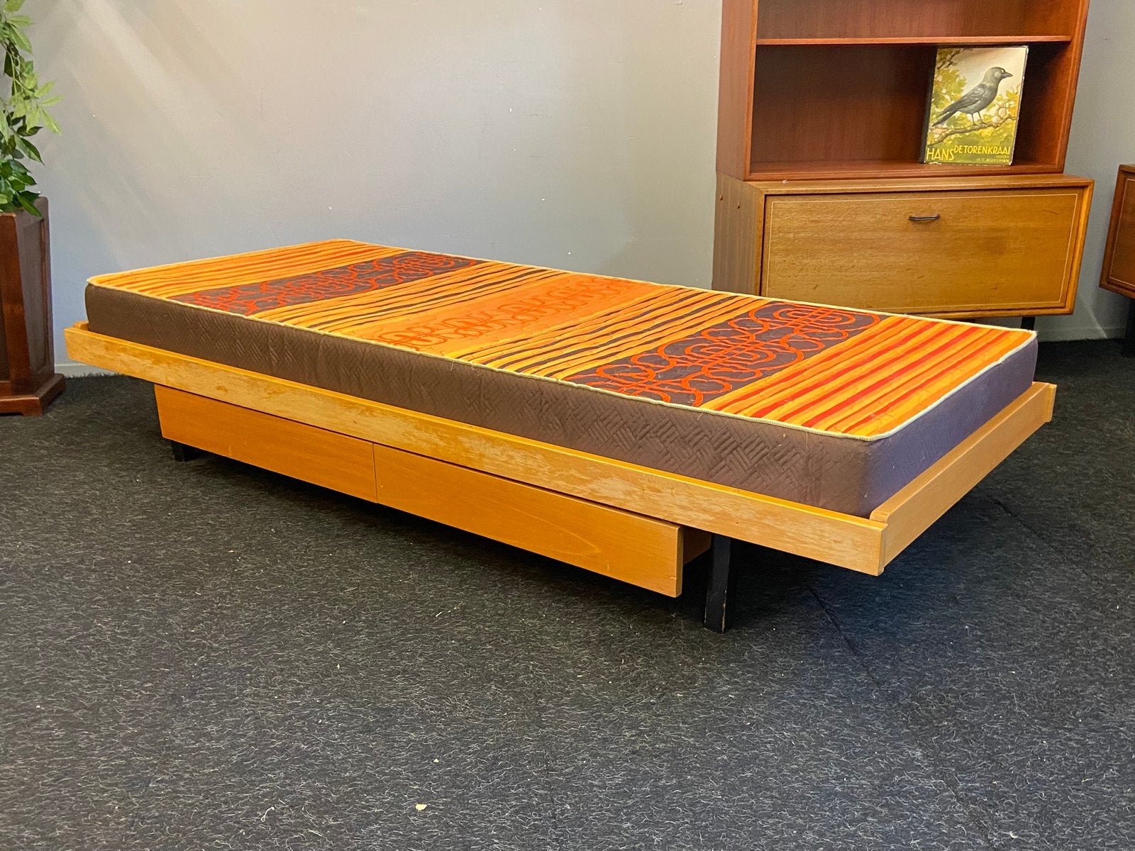 Vintage daybed jaren 60/70 met lades retro sixties bed, Ophalen, Gebruikt, Eenpersoons, 75 tot 100 cm