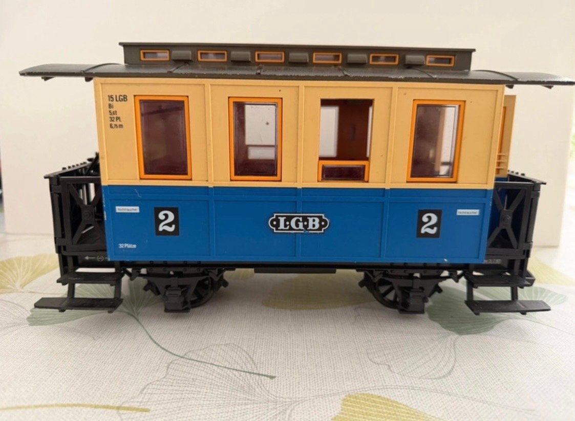 LGB 3015 Personenwagen 2e Klasse - Blauw/Beige (G-Spoor), Hobby en Vrije tijd, Modeltreinen | Overige schalen, Gebruikt, Gelijkstroom