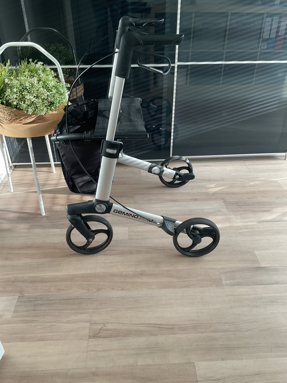 Gemino 30 lichtgewicht rollator, Diversen, Rollators, Ophalen, Opvouwbaar