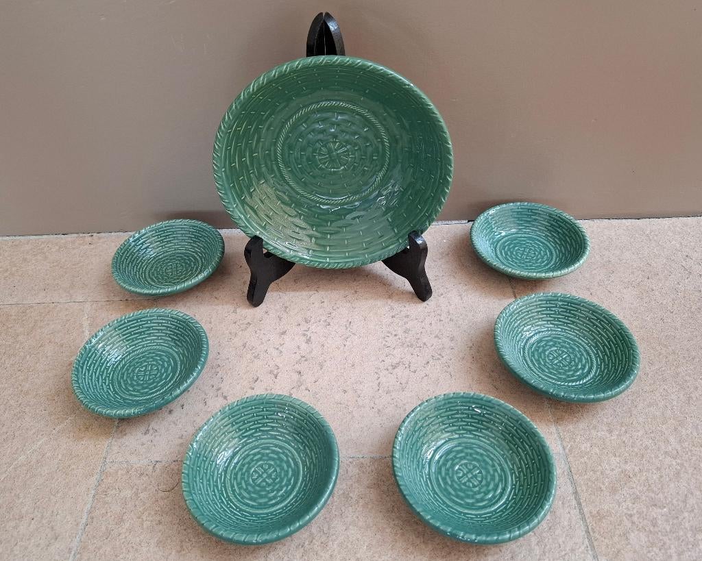 Majolica 7 groene serveerschaaltjes (Zell am Harmersbach?), Antiek en Kunst, Antiek | Schalen, Ophalen of Verzenden