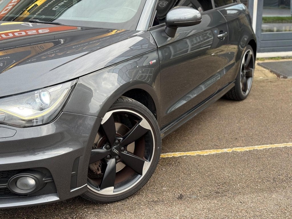 Audi A1 1.4 TFSI Sport S-Line | Pano | Navi | Led | Automaat, Euro 6, 4 cilinders, 4 stoelen, Leder en Stof