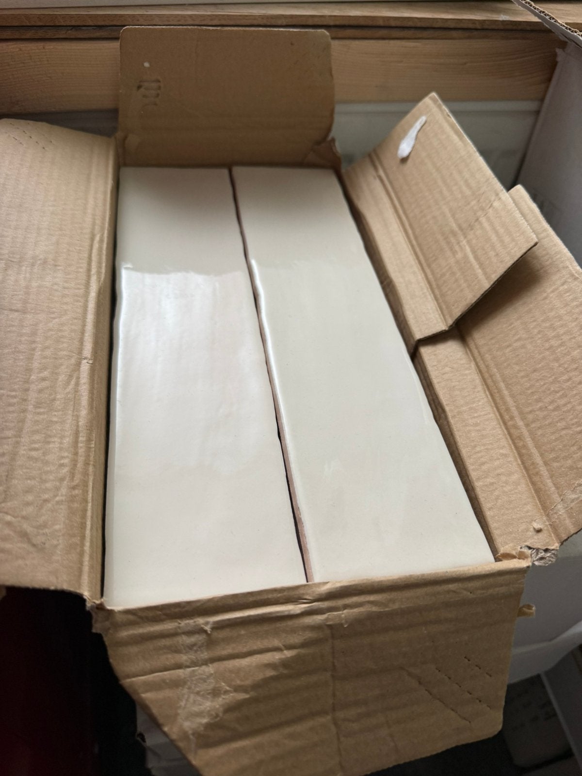 Wandtegels nieuw crème kleur 9m2 7,5x30cm, Ophalen, Nieuw, 20 tot 40 cm, Wandtegels