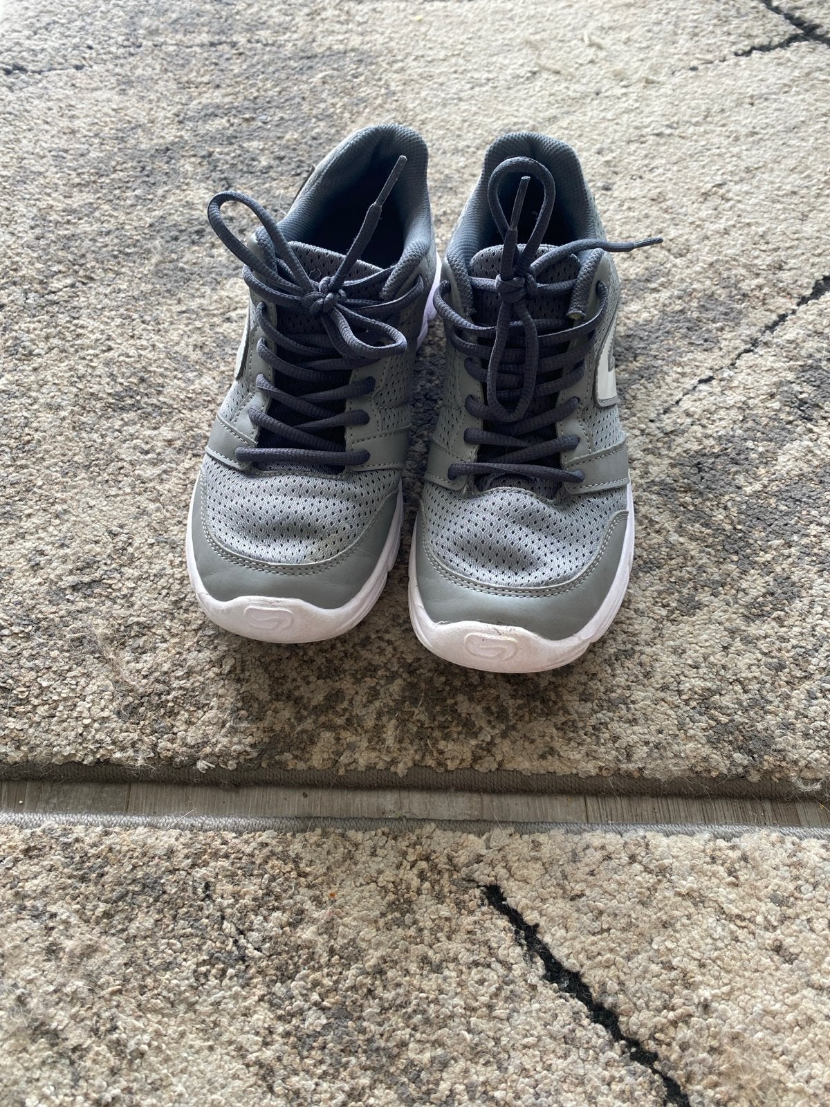 Kalenji hardloopschoenen - Grijs - Maat 38, Ophalen, Gedragen, Grijs, Sportschoenen