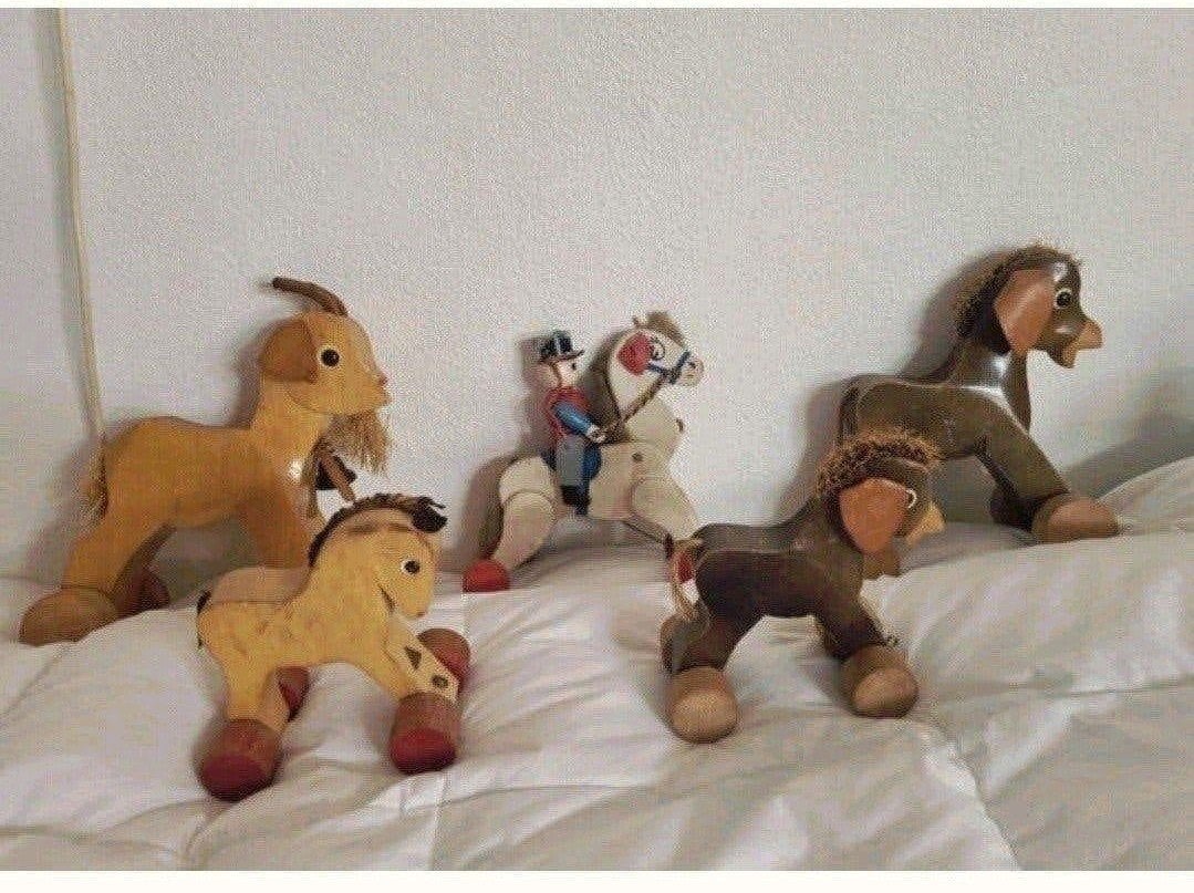 houten speelgoed, Ophalen