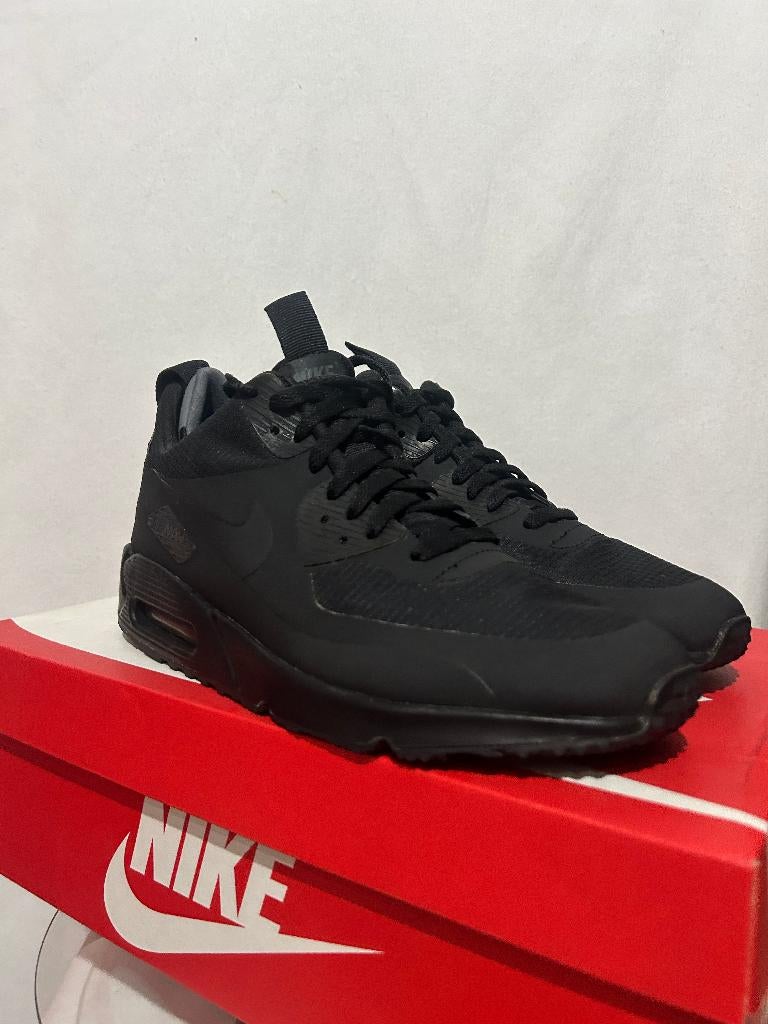 ALS NIEUW! Maat 45 - Nike Air Max 90 Mid Winter Black, Kleding | Heren, Schoenen, Verzenden, Zwart, Nike, Nike