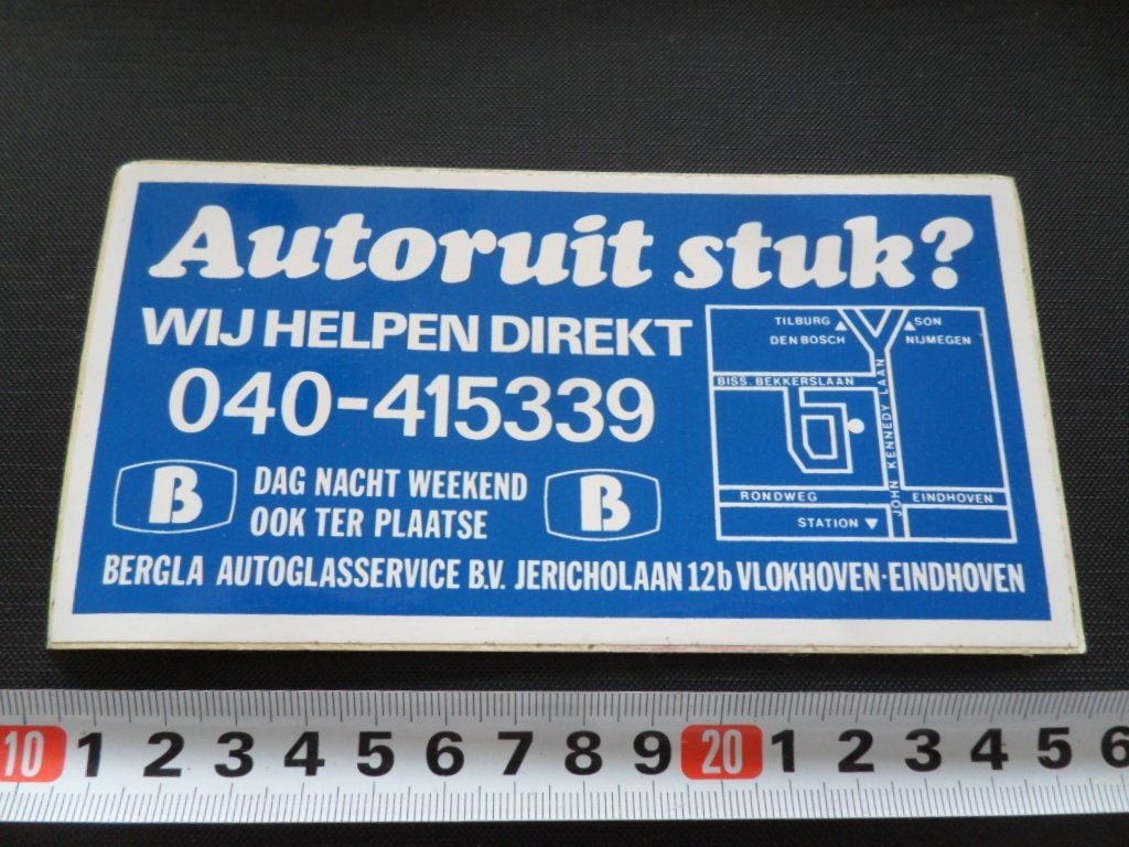 sticker autoruit stuk? BERGLA autoglas ehv jericholaan 12b, Ophalen, Zo goed als nieuw