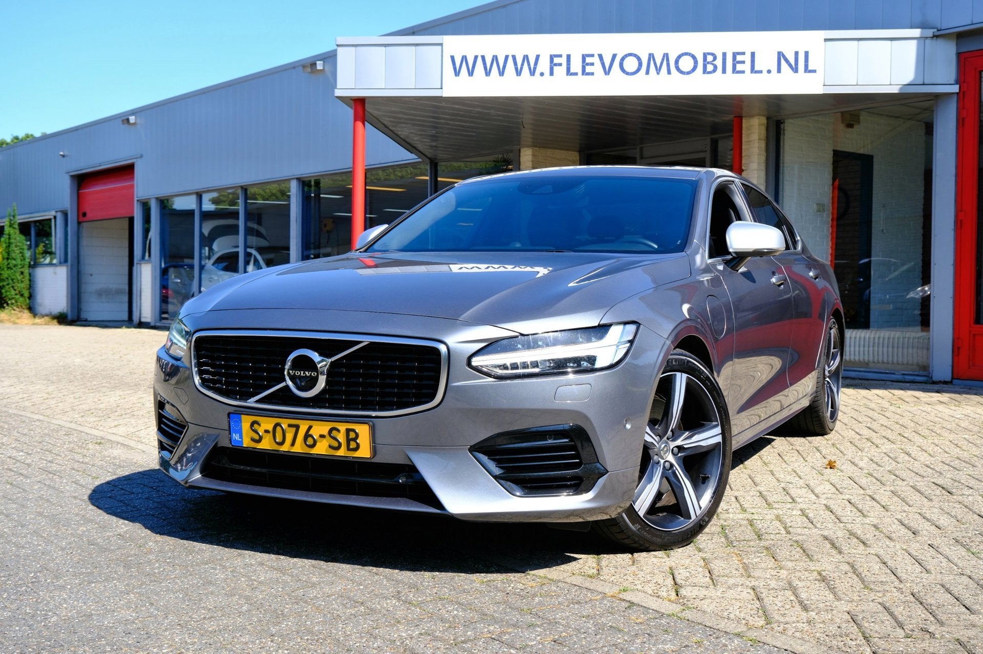 Volvo S90 2.0 T8 AWD R-Design Aut. Pano|Bowers&Wilkins|HUD|B, Automaat, Gebruikt, Euro 6, 4 cilinders