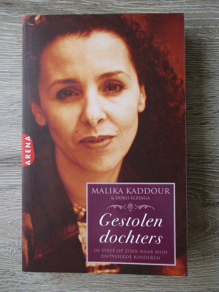 Gestolen dochters - Malika Kaddour, Ophalen of Verzenden, Gelezen