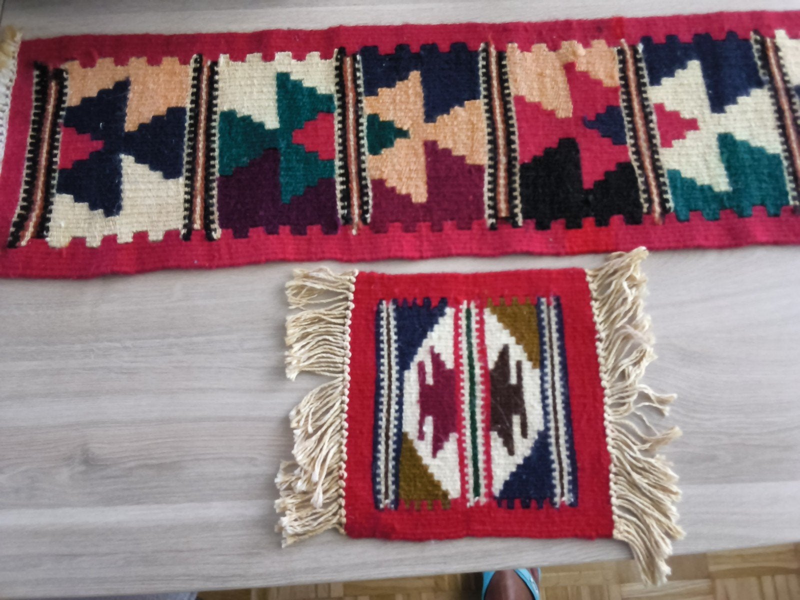 Handgeweven mini-tapijtjes met franjes, rood en kleurrijk., Ophalen of Verzenden