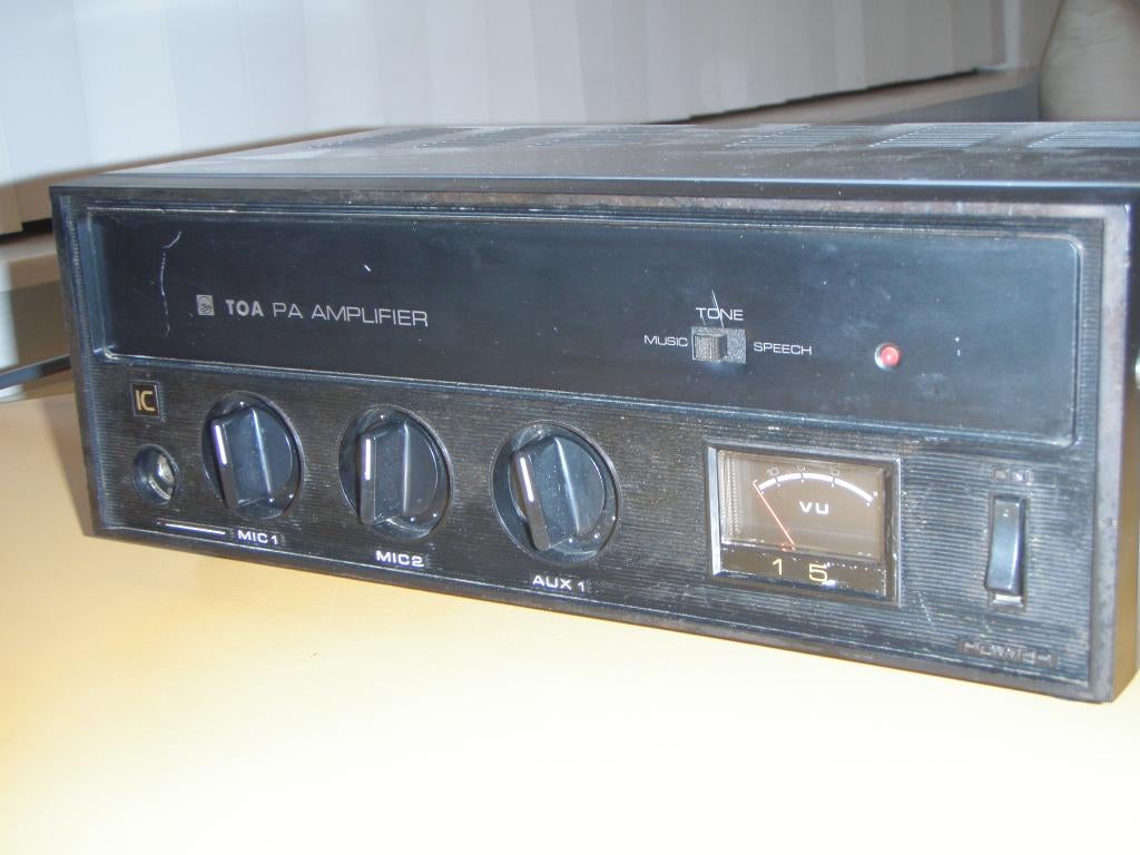 TOA  TA-301, Ophalen of Verzenden, Zo goed als nieuw, Minder dan 500 watt, P.A.