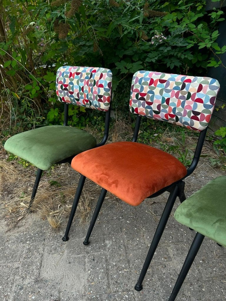 schoolstoel eetkamerstoel naar wens gestoffeerd, Huis en Inrichting, Stoelen, Overige kleuren, Verzenden, Nieuw, Stof