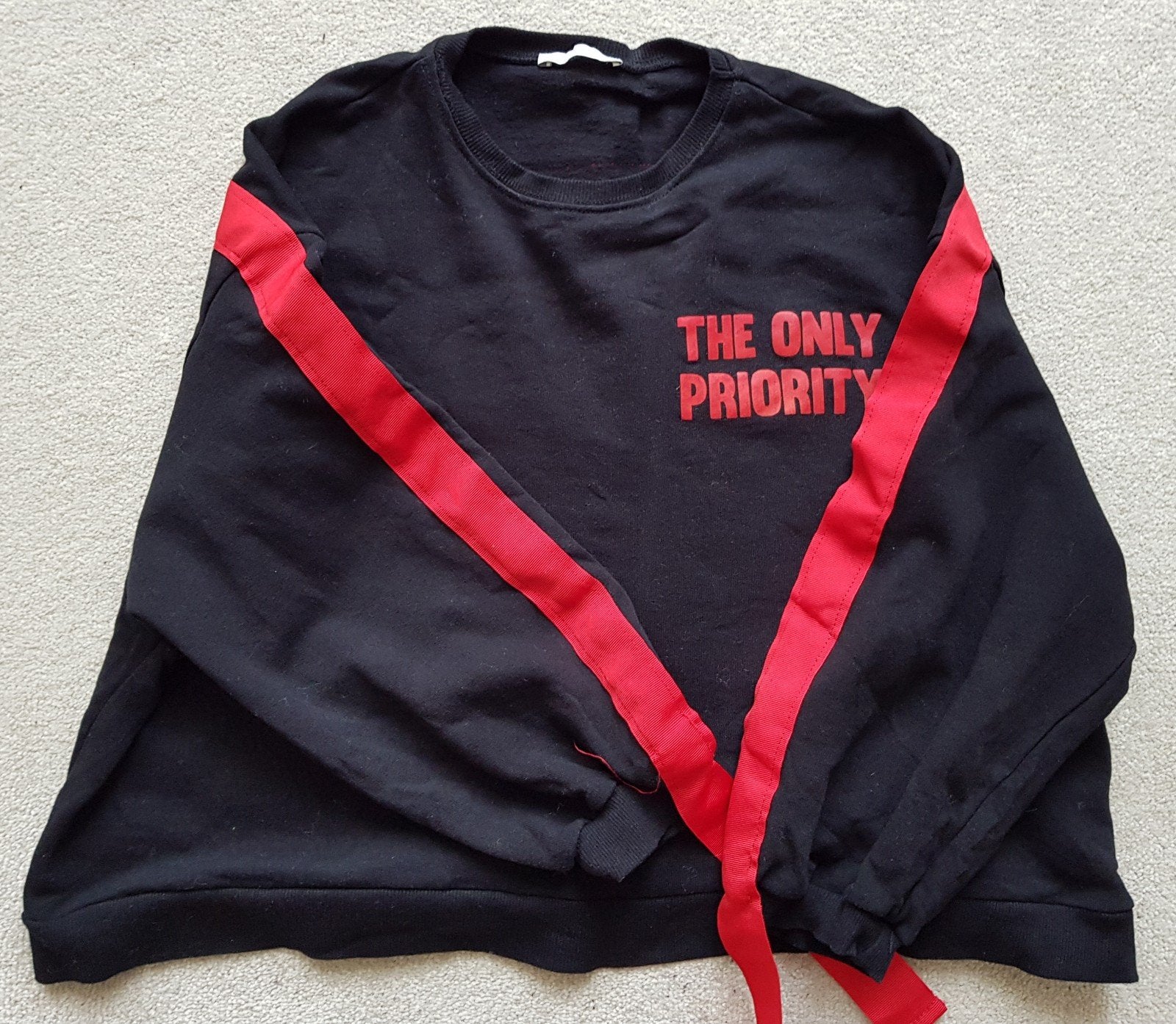 Zara oversized cropped trui maat s zwart rood lintje truien, Verzenden, Zo goed als nieuw, Maat 36 (S), Zara
