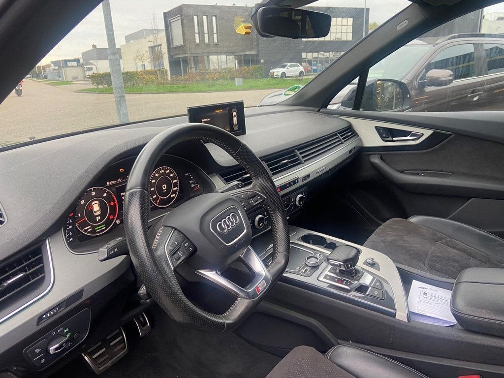 Audi Q7 3.0 TDI quattro Pro Line 2x S-Line + 7p|EXPORT!, Auto's, Audi, Automaat, Gebruikt, 7 stoelen, Zwart