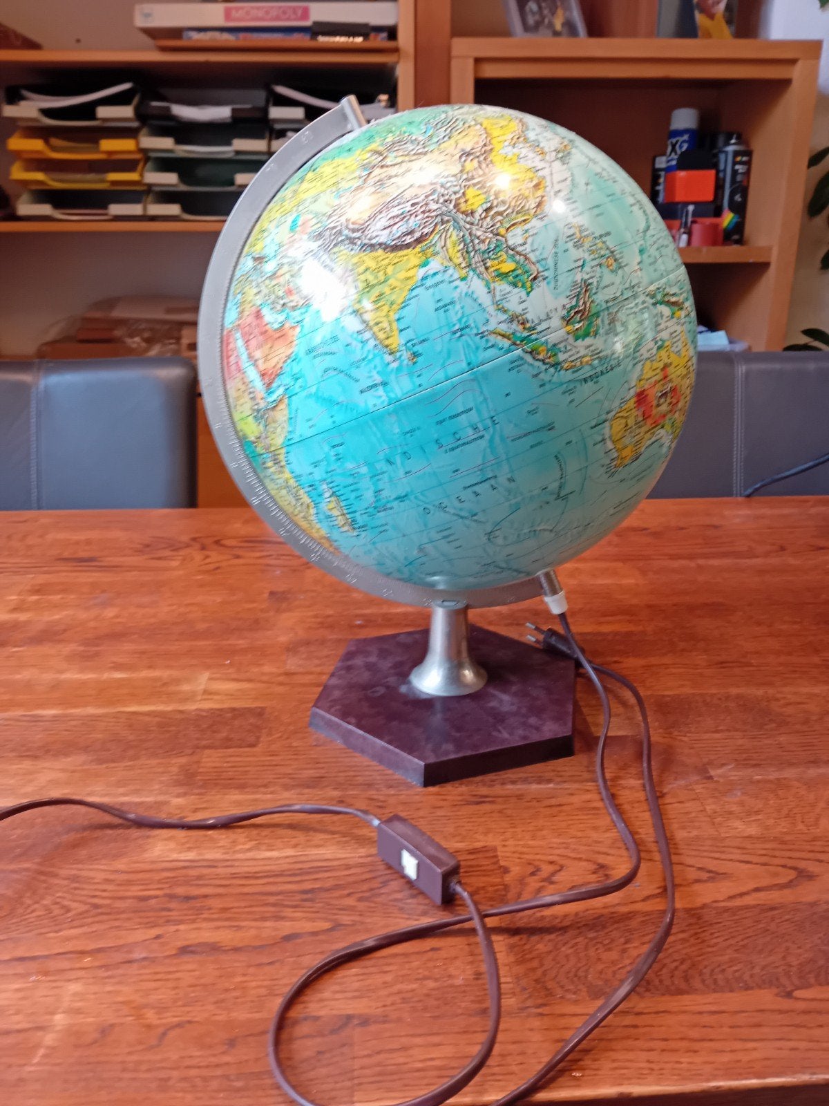 Globe, wereldbol. diameter 30cm, Ophalen of Verzenden, Zo goed als nieuw, 30 cm