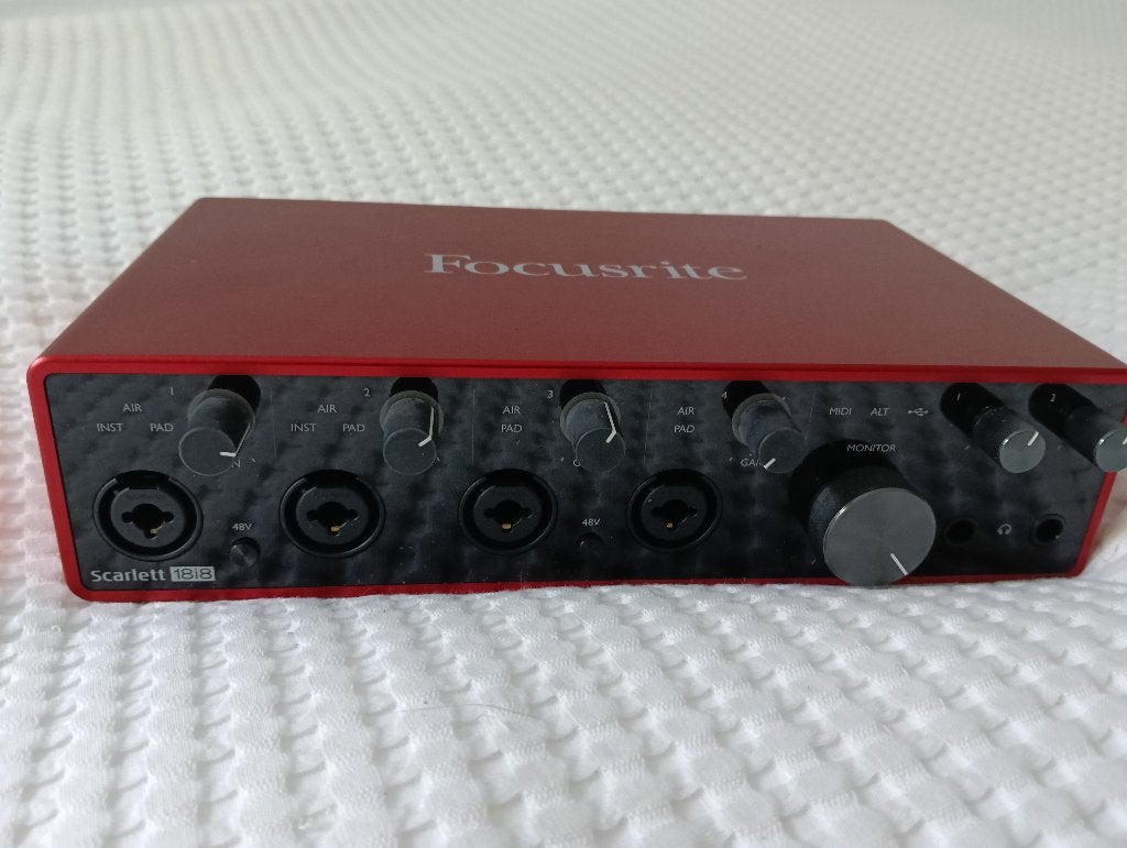 Focusrite Scarlett 18i8 Audio Interface (3e Generatie), Computers en Software, Geluidskaarten, Ophalen of Verzenden, Zo goed als nieuw