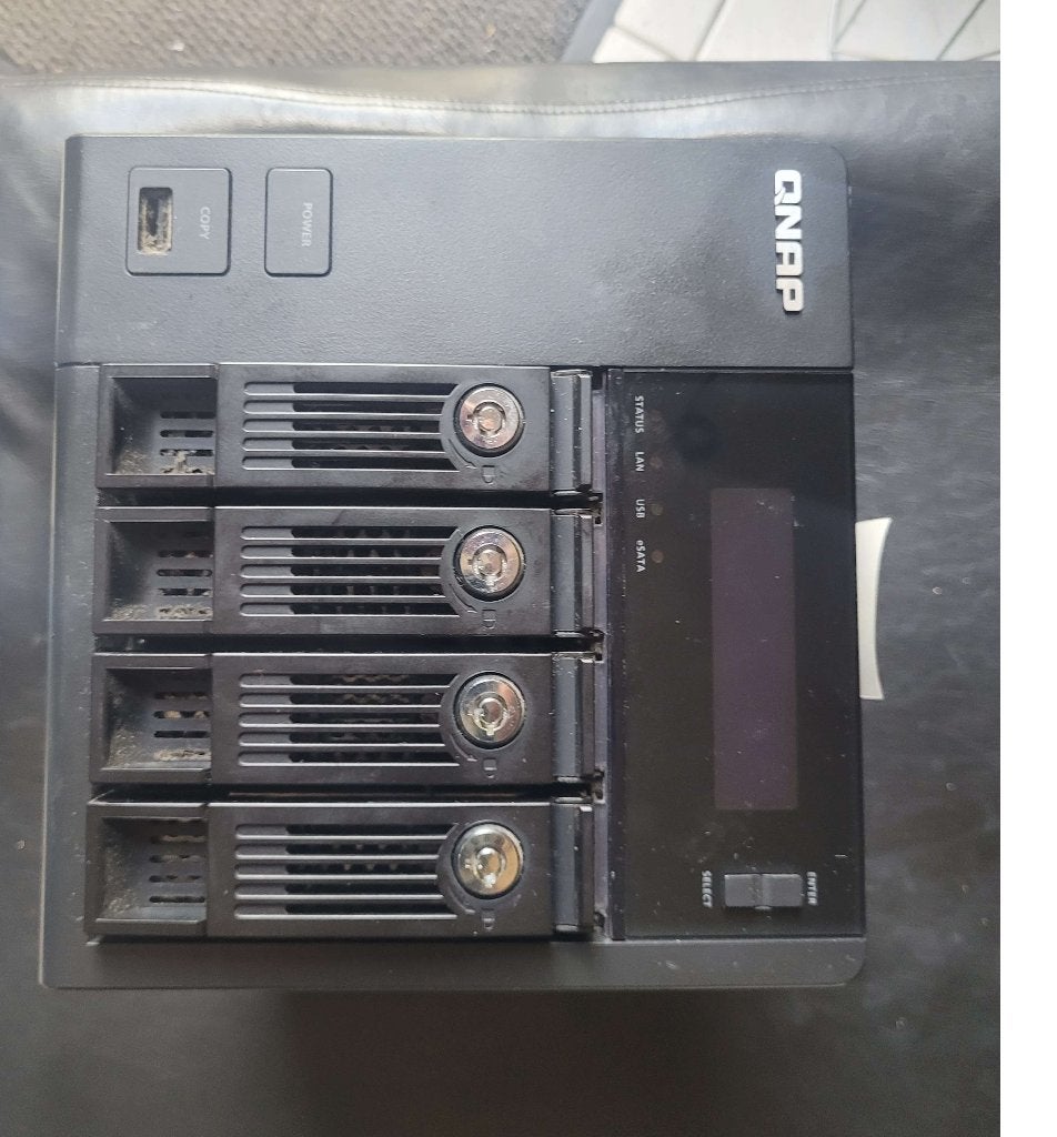 server qnap TS-439 pro2, Ophalen, Gebruikt