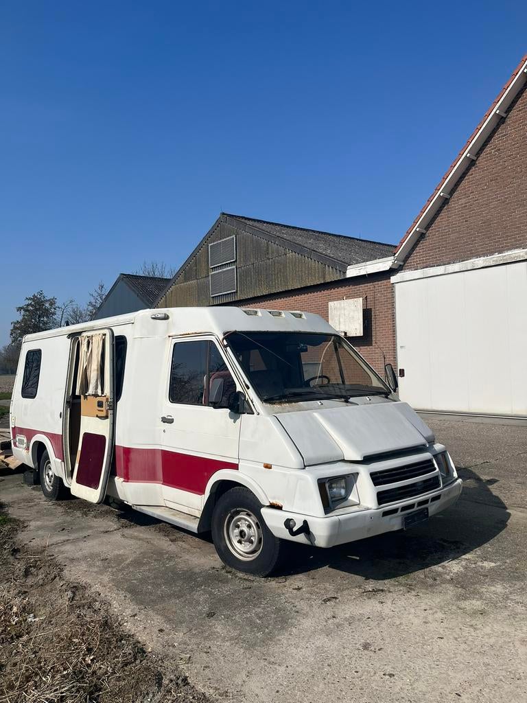 WINNEBAGO LE SHARO TURBO DIESEL BELASTINGVRIJ opknapper, Particulier, Buscamper of Camperbus, Overige merken