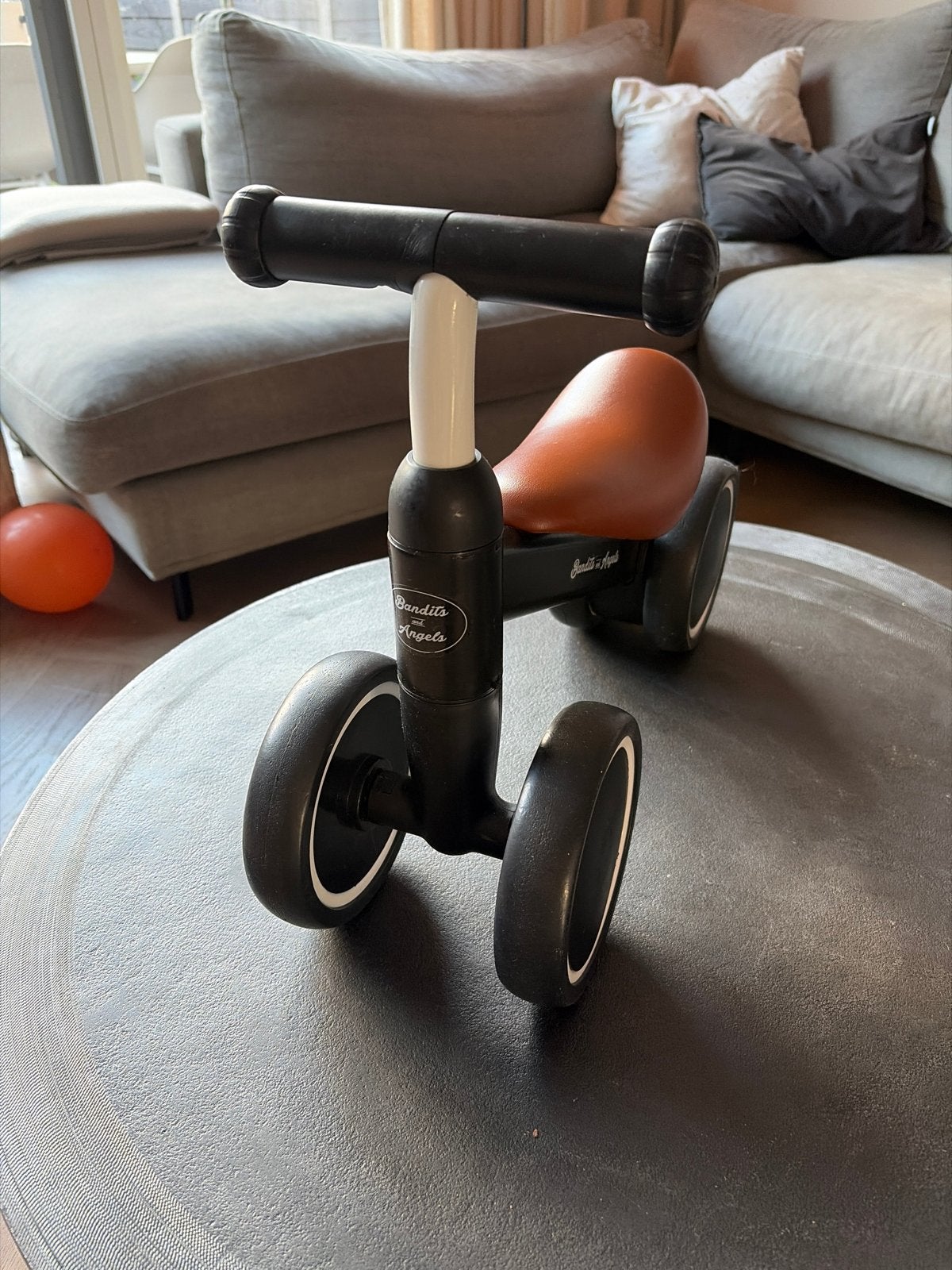 Bandits & Angels loopfiets - Perfect voor de kleintjes!, Kinderen en Baby's, Ophalen, Zo goed als nieuw, Loopfiets