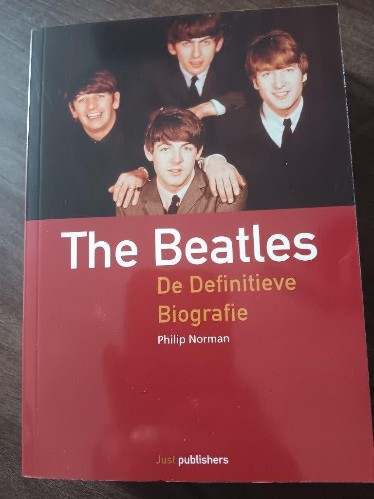 "The Beatles - de definitieve biografie" (Philip Norman), Gelezen, Artiest, Philip Norman, Ophalen of Verzenden