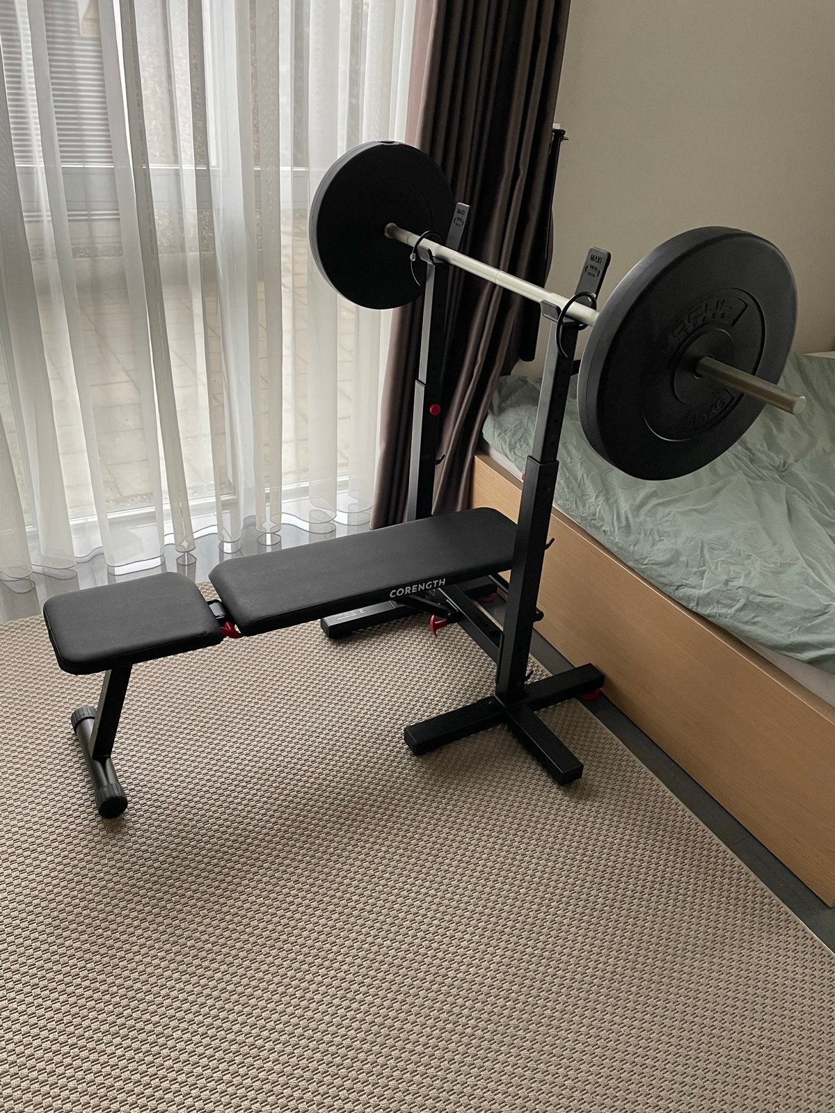 Corength Fitnessbank bandruk met halterstang en gewichten, Sport en Fitness, Ophalen, Zo goed als nieuw, Armen, Fitnessbank