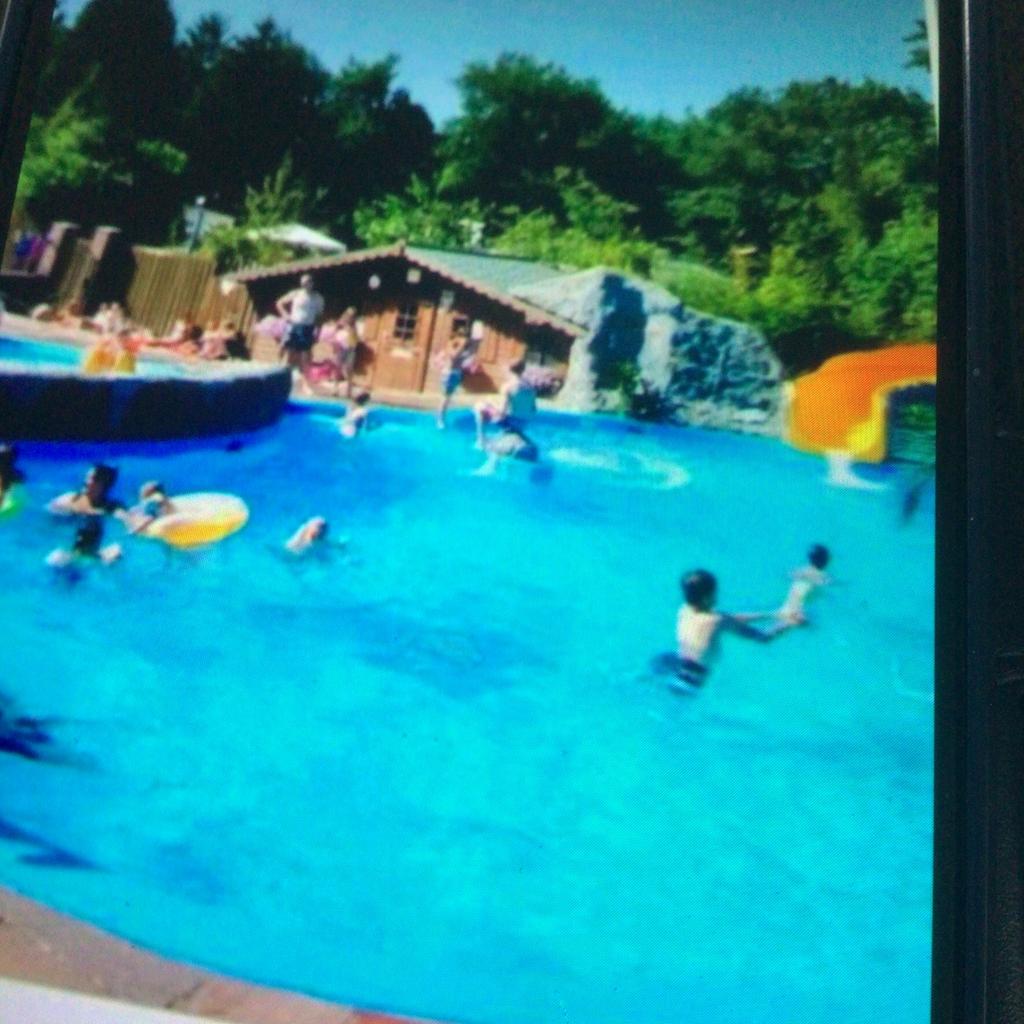 Te  huu camping roland afferden  Limburg, Vakantie, Campings