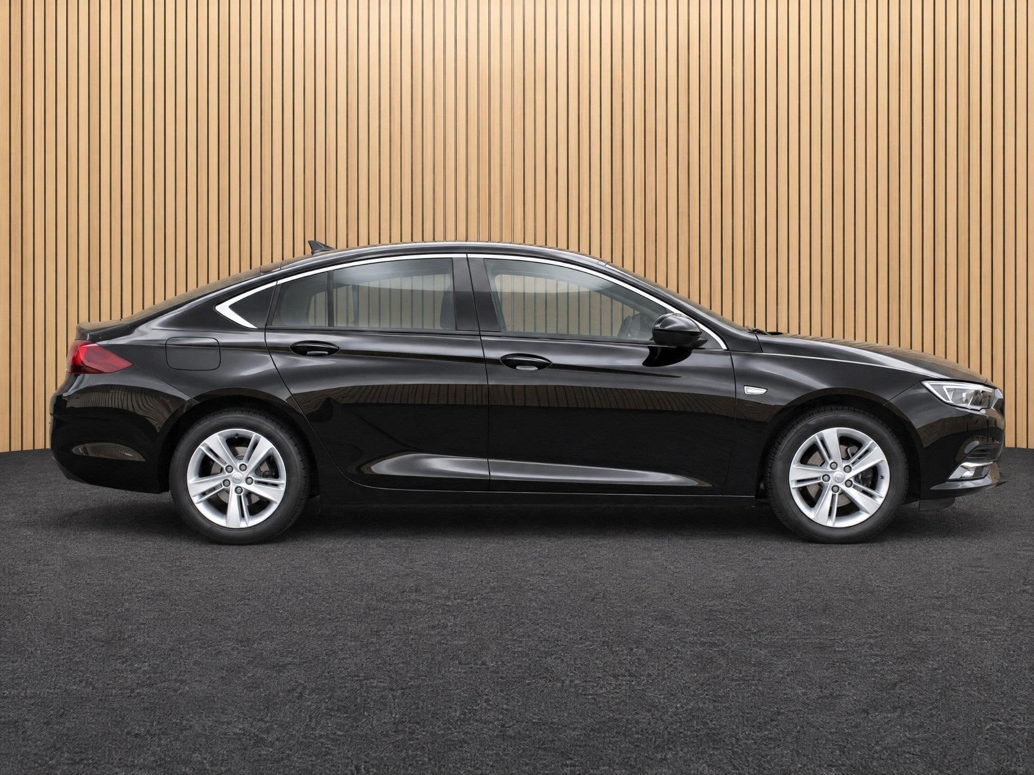 Opel Insignia Grand Sport 1.5 Turbo Business+ ECC / CAMERA /, Auto's, Voorwielaandrijving, 12 maanden, Stof, Gebruikt