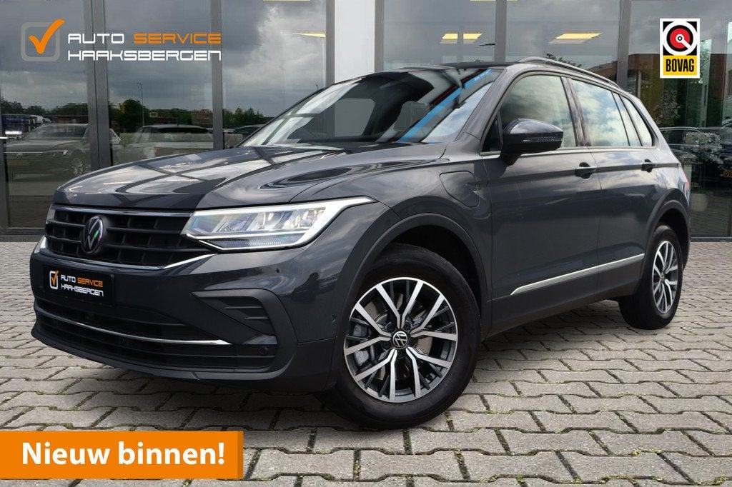 Volkswagen Tiguan 1.4 TSI eHybrid Life | Trekhaak | Camera |, 1716 kg, Stof, 4 cilinders, Hybride Elektrisch/Benzine