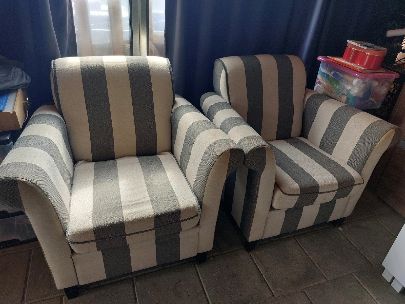 2 comfortabele stoelen - kunnen stoomreiniger gebruiken, Ophalen